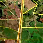 Fração de 5,28 hectares com casa mista em Barra do Ribeiro