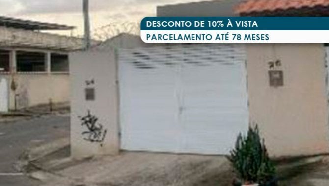 Casa com 34m² em Mesquita, RJ