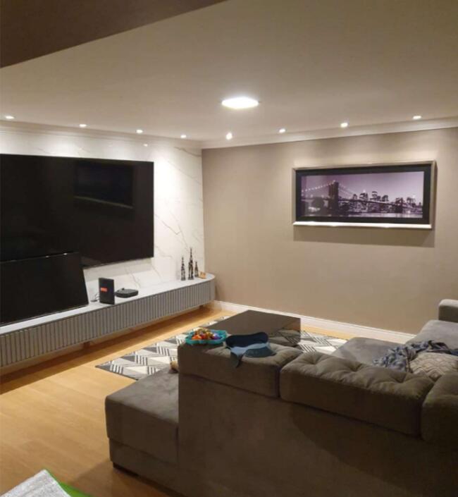 Casa Triplex com 306,16m², 3 pavimentos, piscina e churrasqueira
