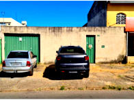10 Quitinetes e 2 Casas em Terreno de 340m²