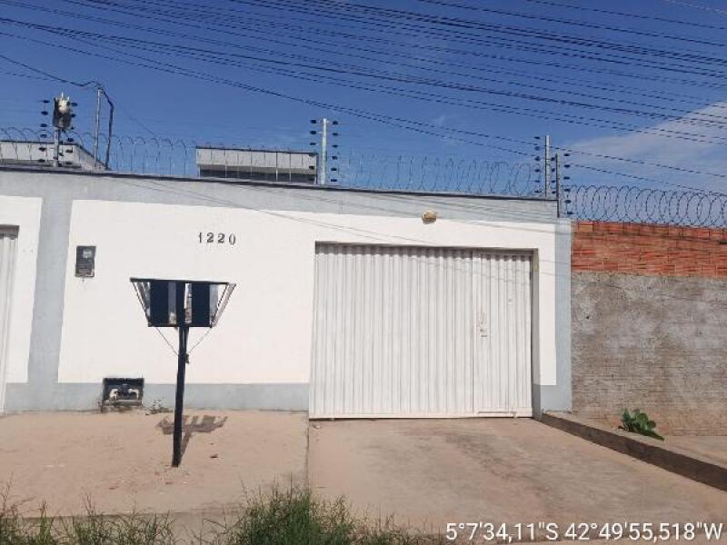 Casa com 3 quartos em Timon/MA
