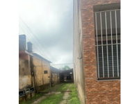 Casa com 38,26m² construída, ocupada, em Resende/RJ