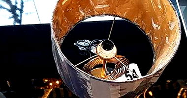 Abajur Preto com Base Metal Dourado