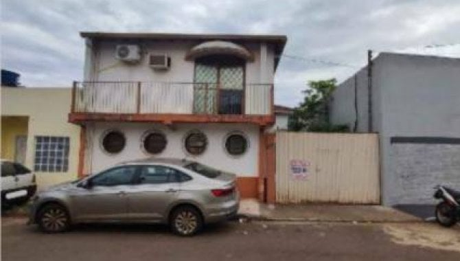 Casa 4 quartos, 4 banheiros, 235m², 1 vaga - Centro Ponta Porã