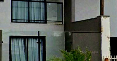 Casa com 3 sobrados, 3 quartos, 456,62m², desocupado