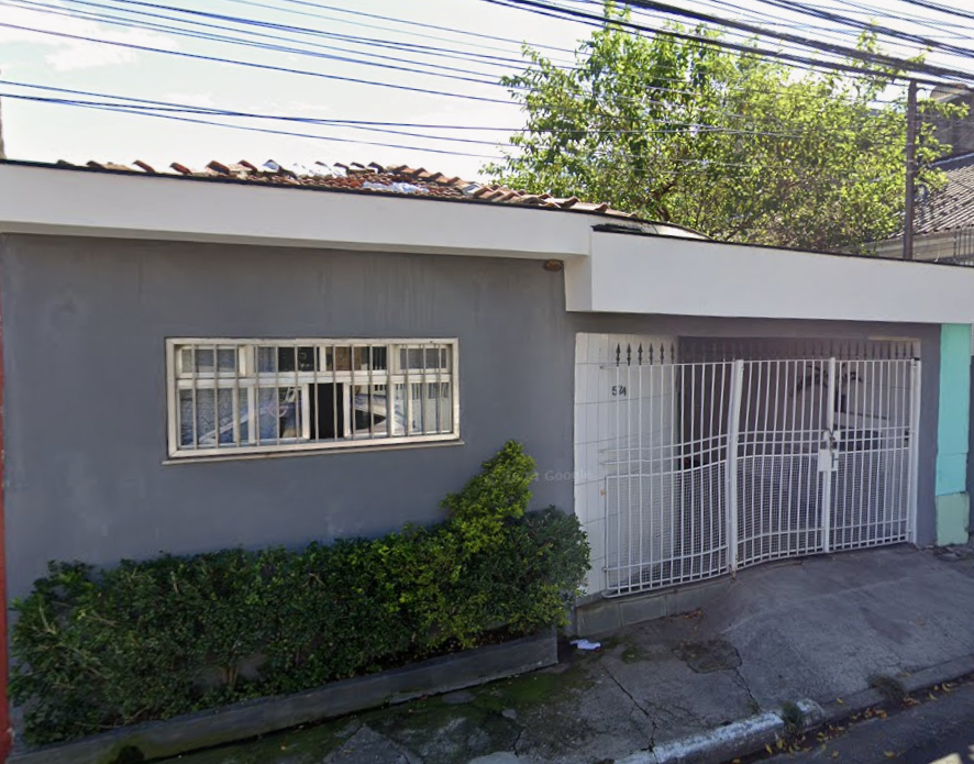 Imóvel com 3 cômodos e 94m² em terreno de 160m² - Chácara Santo Antônio