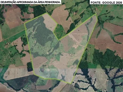 Fazenda Paraíso com 319,78 hectares, casa sede e curral