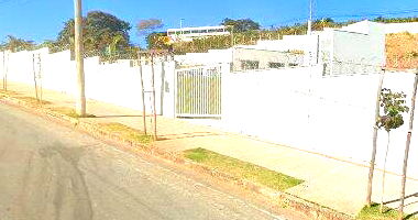 Espaçoso Apartamento com 2 Quartos, 1 Banheiro e 1 Vaga - 99m²