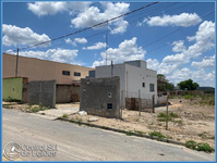 Casa com 2 quartos, 57,24m², terreno de 476m², desocupada