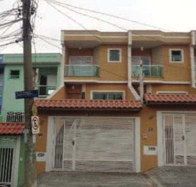 Casa geminada de 86,7 m² ocupada