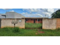 Casa em leilão com 75m² de área construída