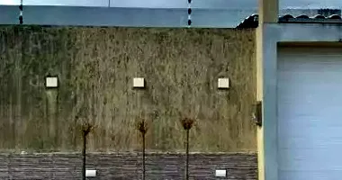 Casa com 160m² terreno e 103,76m² construída, imóvel ocupado