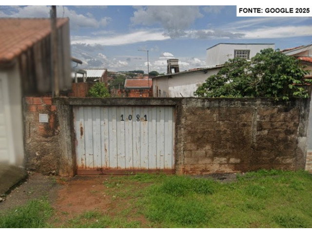 Casa com 40,25m² e terreno de 160m² em Franca/SP