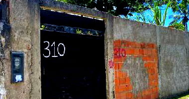Casa em Loteamento Pernambuco com 540m² de terreno