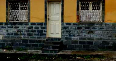 Casa aconchegante com 3 quartos, 1 banheiro e 68m² construída, ocupada