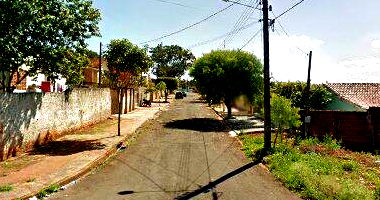 Casa em alvenaria com 50m² e terreno de 200m², desocupada