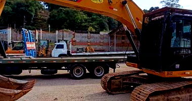 Escavadeira Caterpillar 320D 2014 Operacional