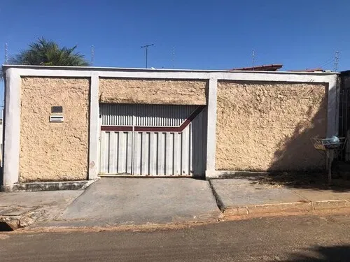Casa Ocupada no Jardim Dom Fernando I com 167,41 m²