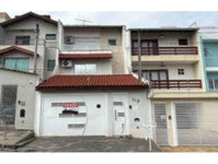 Sobrado Chácara Jafet com 165m² e 159m² de terreno