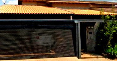 Casa Ocupada com Galpão em Mirassol - Oportunidade Única!