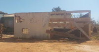 Casa residencial com 3 quartos, 2 banheiros e 1 vaga de garagem