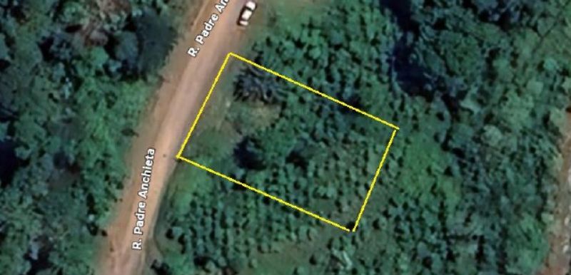 Terreno no centro com 451,20m²