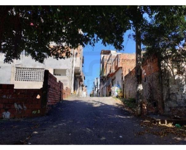 Casa com 2 quartos em Salvador - Oportunidade de Investimento