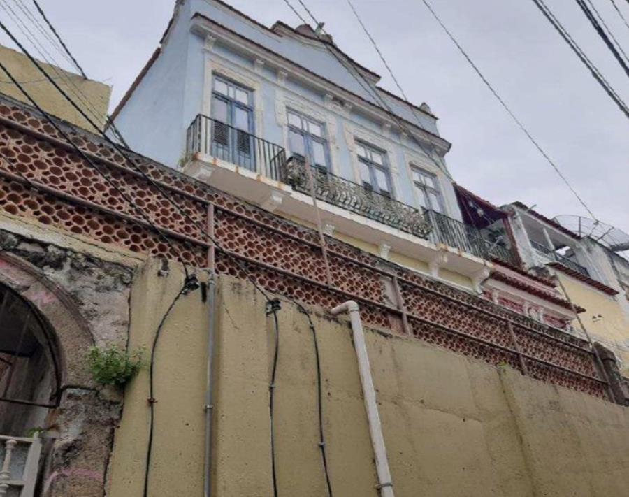 Casa com 119m², 2 unidades, ocupada, ideal para investimento