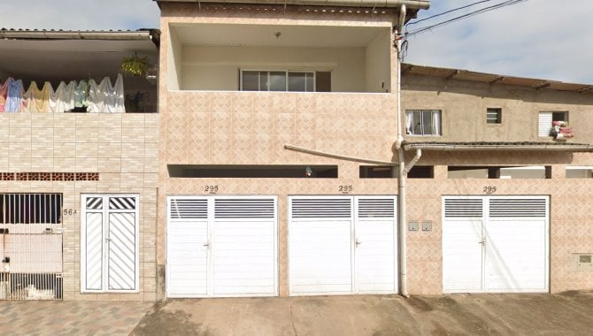 Casa com 3 quartos, 1 banheiro e 93m² construída, ocupada
