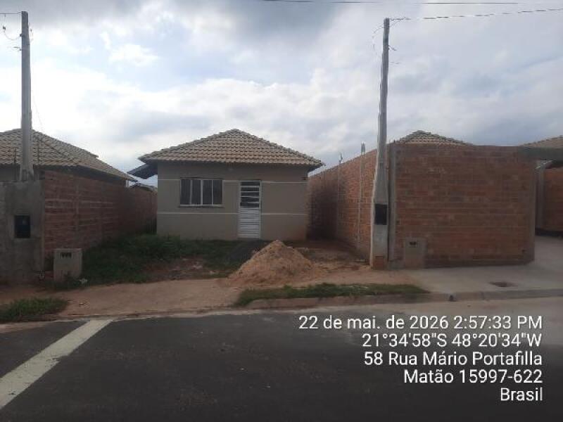 Casa com 2 Quartos e 1 Vaga em Matão/SP