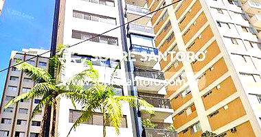 Apartamento 3 quartos, 2 banheiros, 152.72m² privativos, desocupado