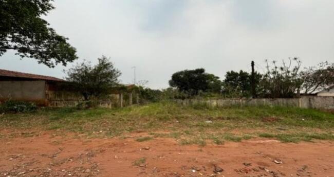 Lote de Terreno Urbano com 490m² em Cruzeiro do Oeste/PR