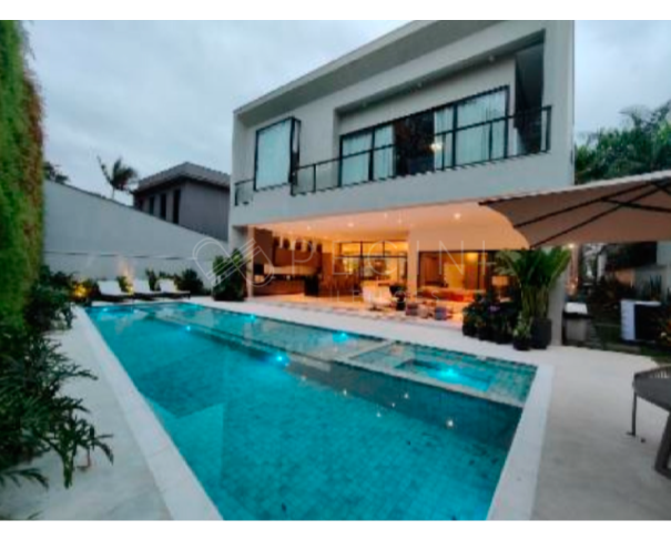 Casa alto padrão 5 quartos, 7 banheiros, 3 vagas, 1058m² construída