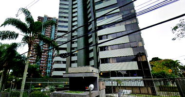 Apartamento Duplex com 2 Vagas em Curitiba