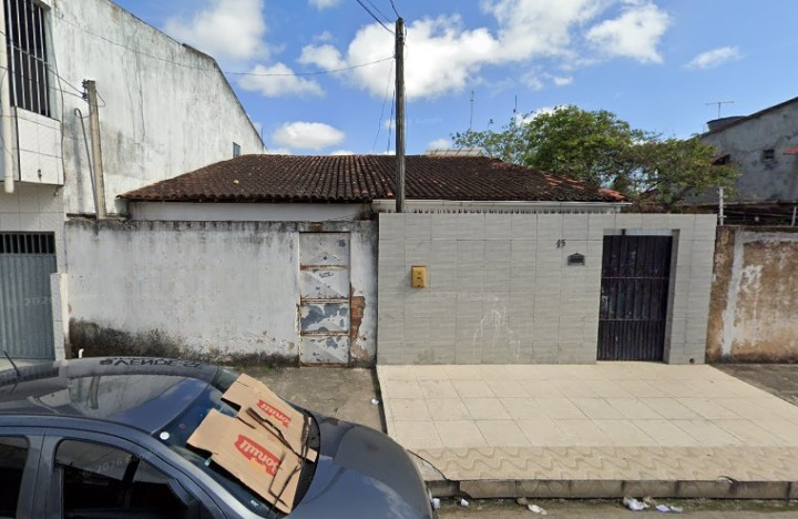 Casa com 200m² em Tabuleiro dos Martins - Maceió/AL