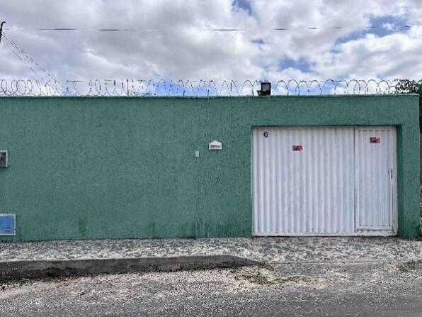 Casa com 2 quartos, 2 banheiros, 70m² área privativa, 1 vaga