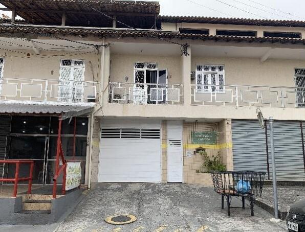 Casa com 2 quartos e 2 banheiros, área privativa de 316,33 m²