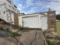 Casa com 2 quartos em Três Corações - MG