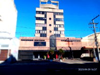 Sala Comercial com Box em Condomínio - Porto Alegre