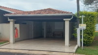 Casa em Condomínio Fechado com 3 Quartos e Área de Lazer