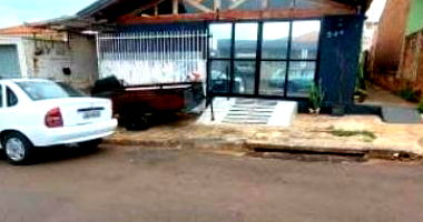 Casa com 343 m² construída, 1 banheiro, 3 quartos, condomínio