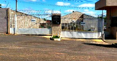 Casa em condomínio com 2 quartos, 1 banheiro, área construída 59,73m², ocupada