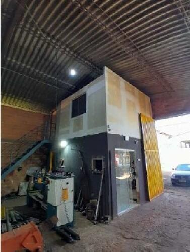 Prédio Comercial com 136m² em Rio Verde/GO