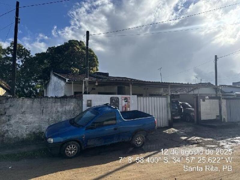 Casa com 2 Quartos e 2 Banheiros em Santa Rita