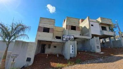Conjunto de 3 Residências Geminadas com 3 Dormitórios