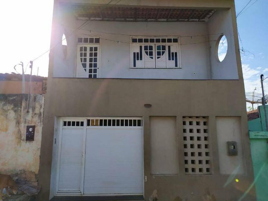 Casa Ocupada com 1 Vaga e 263 m² - Centro de Bacabal