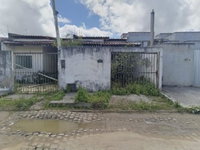 Casa com 2 quartos, 1 banheiro e 1 vaga de garagem