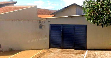 Casa com 2 dormitórios e 48m² de área construída