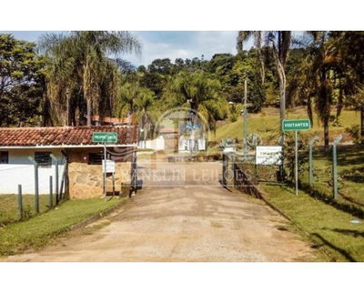 Terreno de 1.000m² em Condomínio - Estância Santa Maria
