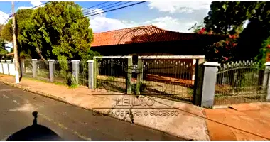 Casa com 4 dormitórios e 1.200m² de área em Mirassol/SP